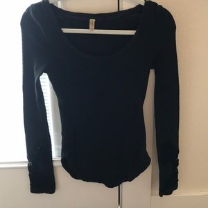 XS free people top eight embroidered sleeves